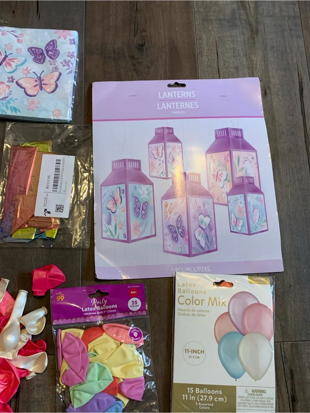 Party City Pastel Balloon & Lantern Party Kit - Pink, Blue, Mint